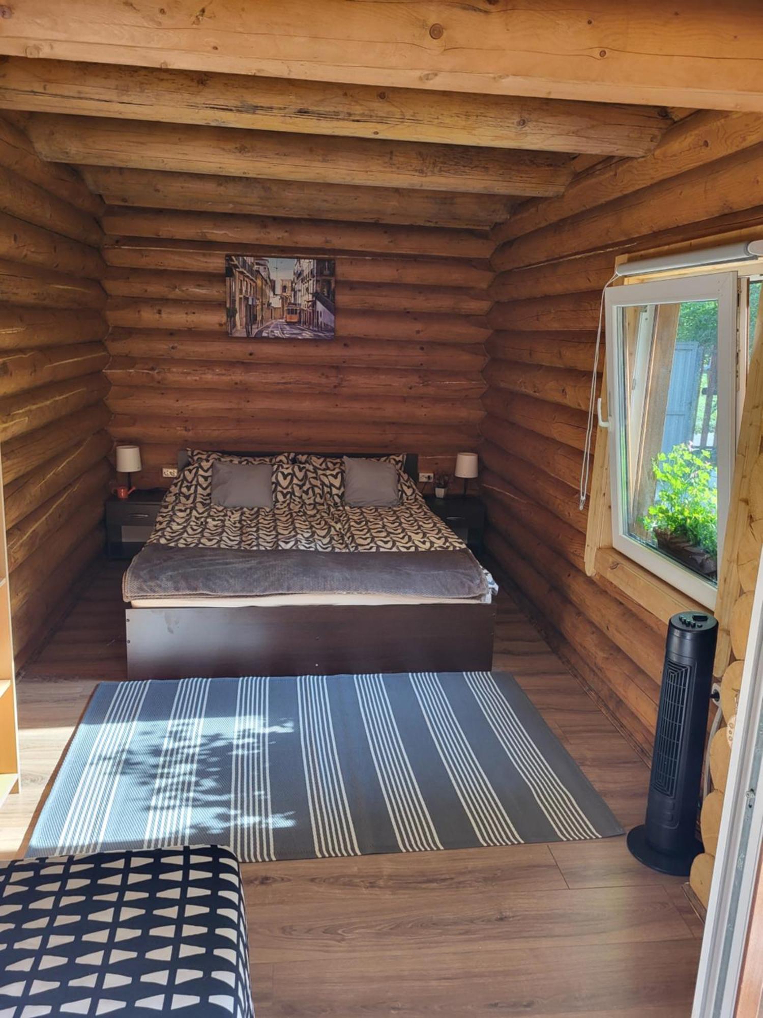 Woodhouse Homestay *